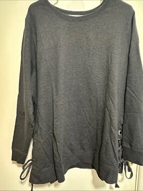 Ruff Hewn Charcoal Gray Crewneck Sweatshirt